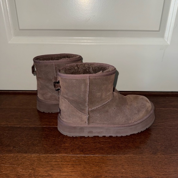 Brown Classic Mini Platform Ugg Boots - Picture 7 of 7